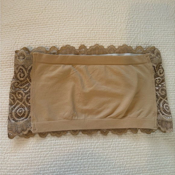 NWOT! FREE PEOPLE Set of 2 Intimately Lace Bandeau Tops - Picture 3 of 7